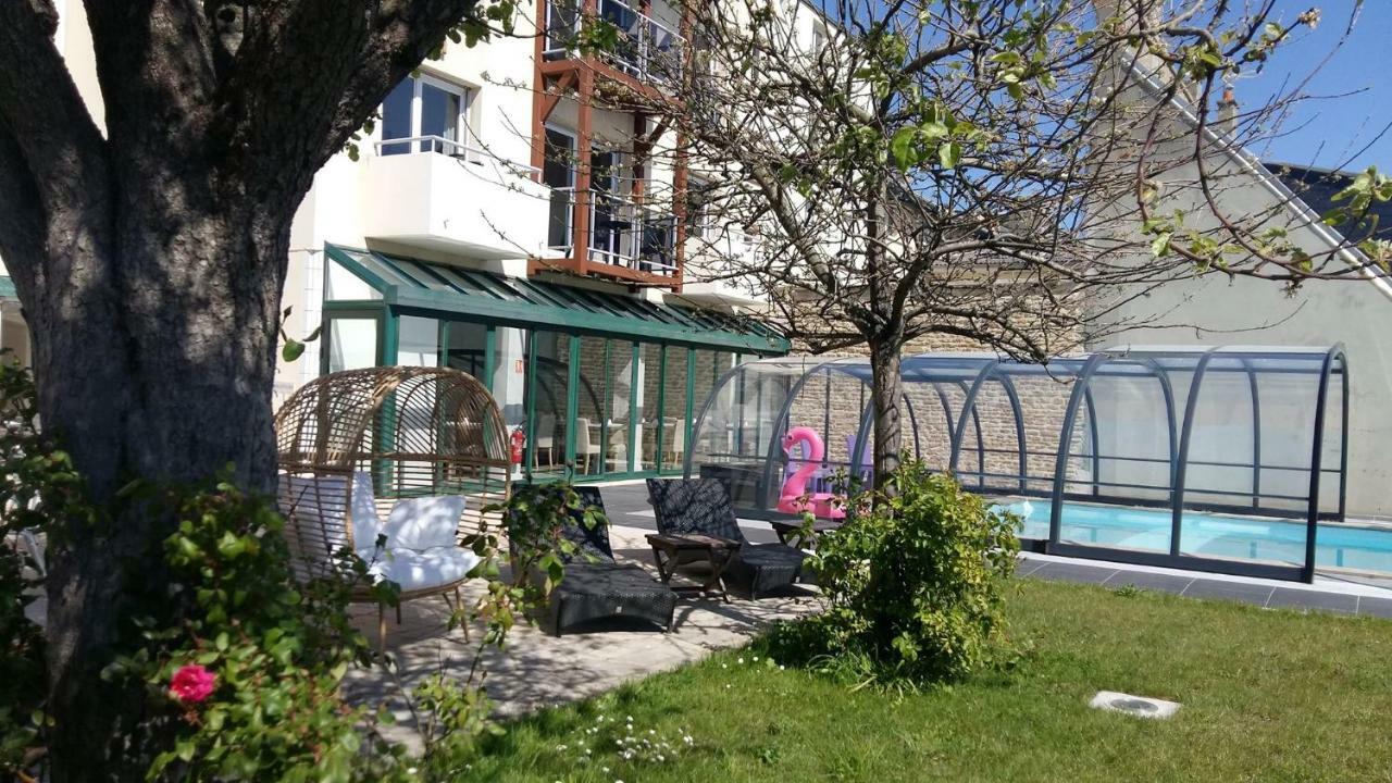 Hotel Des Thermes Et Du Casino Luc-sur-Mer Esterno foto